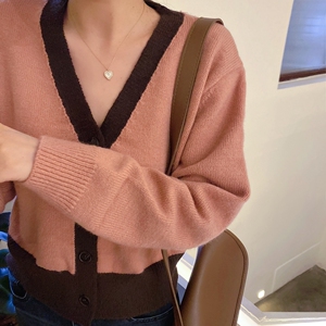 小妍家秋冬豆沙粉色软糯v领毛衣外套女短款v领外搭打底针织上衣