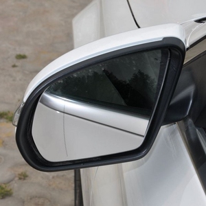 奔驰e右后视镜