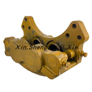 龙工30装载机铲车配件 lg833b刹车卡钳 制动钳 刹车分泵 制动总泵