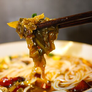 正宗老坛酸菜米线重庆特产四川绵阳米粉方便速食粉丝麻辣酸辣米粉