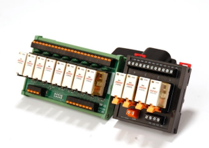 继电器模组12V24V单片信号机PLC放大板 多路NPN  PNP导轨式安装方