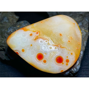 手玩石头把件手玩玉石摆件石头吊坠天然石原雨花石缠丝玛瑙原石