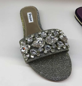 [转卖]迪拜阿牛哥代购 857 银闪带钻拖鞋 不带鞋盒全新3