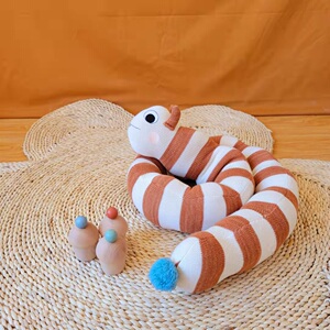 ins风卡通毛毛虫长条抱枕柔软防撞婴儿床床围儿童房装饰玩偶