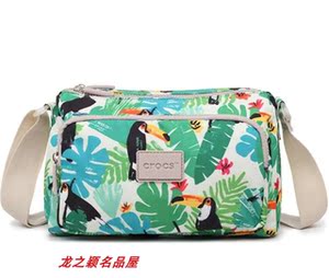 正品crocs/卡骆驰女包时尚单肩斜挎小方包印花尼龙手机零钱妈妈包