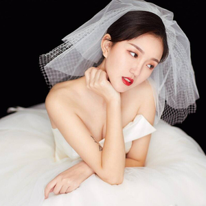 新款韩式蓬蓬新娘头纱简约婚礼可爱网格多层短款旅拍简洁婚纱配饰