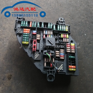 宝马f02 730 740 750 760 f18 520 523 525 530保险丝盒 控制单元