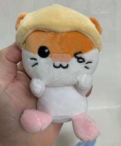 三丽鸥受伤仓鼠贴创可贴公仔玩偶