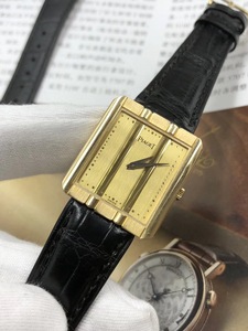 伯爵女表18k金