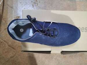 一汽大众劳保鞋