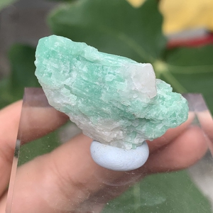 祖母绿  天然矿物晶体 矿石 原石 奇石 观赏石 收藏摆件品