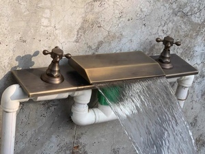 温泉泡池水龙头水泥浴池出水嘴浴缸溢水口鱼池黄铜瀑布龙头暗阀门