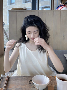 胡斑toohot 0511/ 2款  百搭拼接真丝奶油长裙