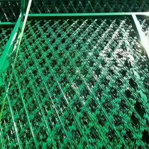 监狱护栏厂家机场看守所隔离钢网墙Y型柱防攀爬刀片刺铁丝护栏网