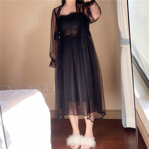 大码胖mm200斤法式网纱蕾丝镂空吊带睡裙两件套睡衣高级羽毛性感
