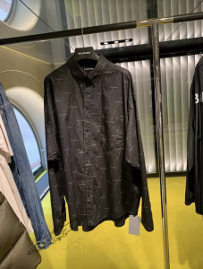 balenciaga巴黎世家21ss春夏弹幕满logo衬衫字母印花长袖衬衣男女