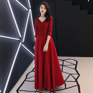 敬酒服新娘冬礼服裙女2018新款宴会长款红色年会主持人洋装小