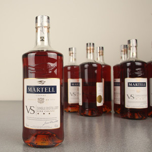 马爹利波本vs雨燕700ml法国原装进口洋酒干邑白兰地单支无盒包邮