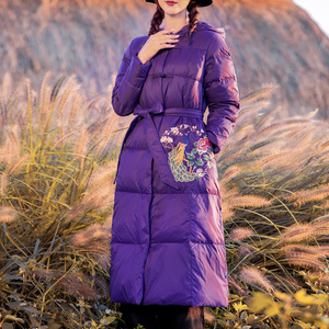 复古盘扣刺绣羽绒服女中长款宽松大码收腰显瘦妈妈冬装保暖外套