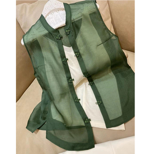 新中式国风绿色真丝衬衫女夏季高级设计感小众休闲无袖铜氨丝衬衣