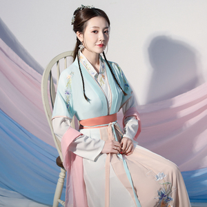 日常古装女学生