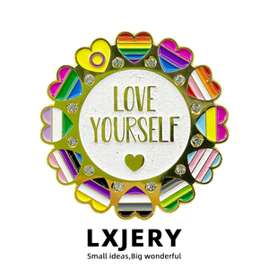 LXJERY 爱自己彩色爱心胸针 励志金属徽章 创意书包装饰衣领别针