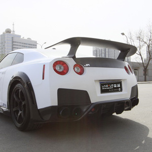 适用于日产gtrr35改装款轻量化碳纤维尾翼高脚定风翼 工厂