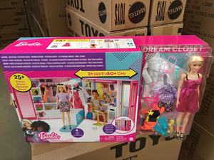 芭比Barbie之梦幻衣橱公主多套换装儿童互动女孩过家家玩具GBK10