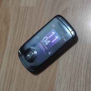 motorola/摩托罗拉a1680联通3g经典超薄翻盖wifi商务备用手机