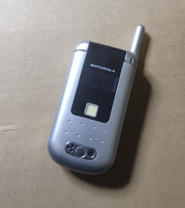 二手motorola/摩托罗拉v868 cdma电信收藏经典怀旧原装翻盖手机