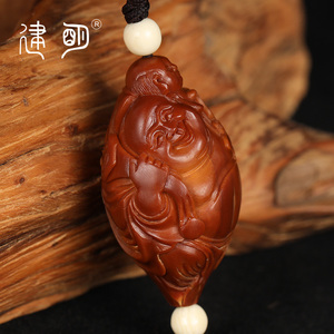 大师雕刻橄榄核