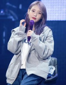 iu李智恩同款演唱会灰色开衫早秋加绒卫衣女连帽iu自己给自己应援
