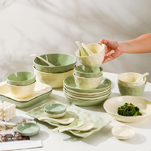 奶油系餐具套装家用碗筷盘子2023新款高级感一人食食两人碗具组合