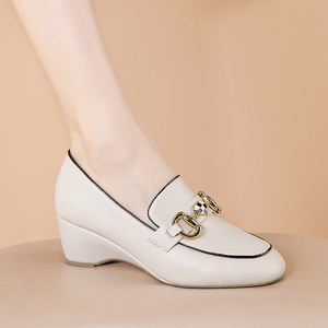 头层牛皮秋季坡跟单鞋女真皮软底乐福鞋中跟软皮圆头休闲女士皮鞋