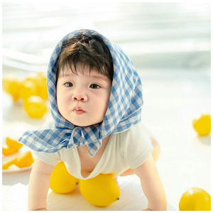 夏季百天周岁宝宝摄影服装道具透明浴盆蓝色方格头巾儿童拍照居家