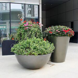 玻璃钢大花盆简约组合户外广场园林市政落地花钵景观椭圆白色花器