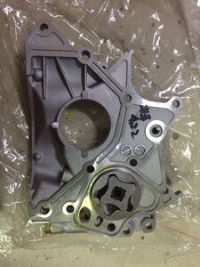 郑州日产配件东风锐骐皮卡zd22/d22a发动机机油泵总成