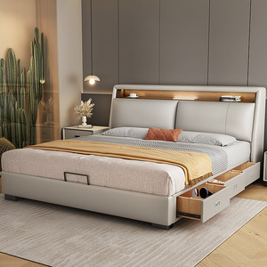 真皮床轻奢现代简约主卧储物实木软包大床双人婚床1.8米床皮艺床
