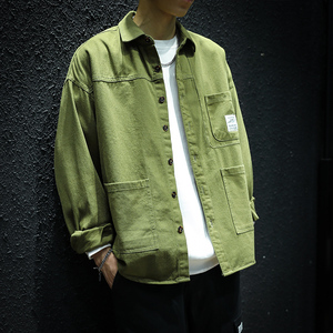 帅气军绿色工装长袖衬衫男春秋季新款宽松大码多口袋拼接休闲衬衣