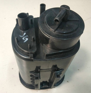 适用吉利金刚 一代二代 金鹰sc6 英伦金刚 碳罐 活性碳罐过滤