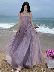 法式在逃公主吊带连衣裙女夏高级感露背海边度假紫色沙滩长裙超仙