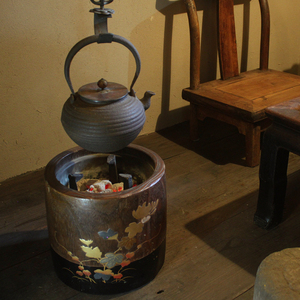 器满日本回流桐木火钵圆形木莳绘螺钿火炉围炉铜胆老物件茶道具烧