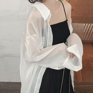 白衬衫女2021新款薄款夏季长袖欧根纱上衣高级感轻奢透明防晒衬衣