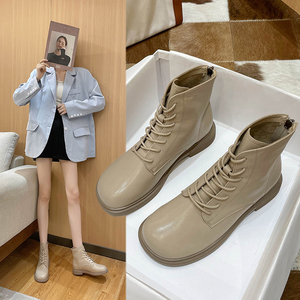 马丁靴女英伦风2021新款春秋单靴冬季加绒软皮平底瘦瘦靴杏色短靴