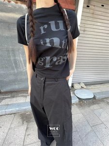 Exclusive type 韩国个性街头不规则字母印花23夏季短款圆领T桖衫