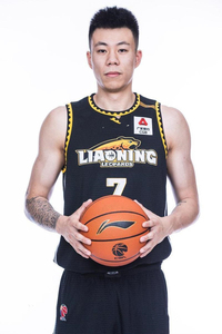 辽宁队张镇麟球衣国家队中国队赵继伟郭艾伦