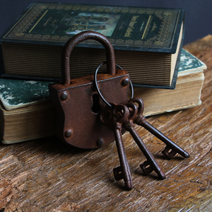 复古怀旧老物件铁艺铸铁钥匙老锁子酒吧民宿家居庭院墙上装饰挂件