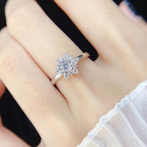 戒托18k空托显钻款式钻戒1克拉50分莫桑石戒指定制豪华款培育钻石