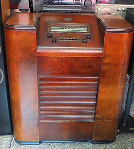 美国老古懂柚木电子管10寸全频喇叭落地式收音机功能全好成色看图