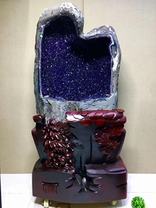 乌拉圭天然紫水晶观音洞